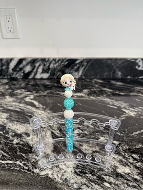 Elsa Doorable Pen
